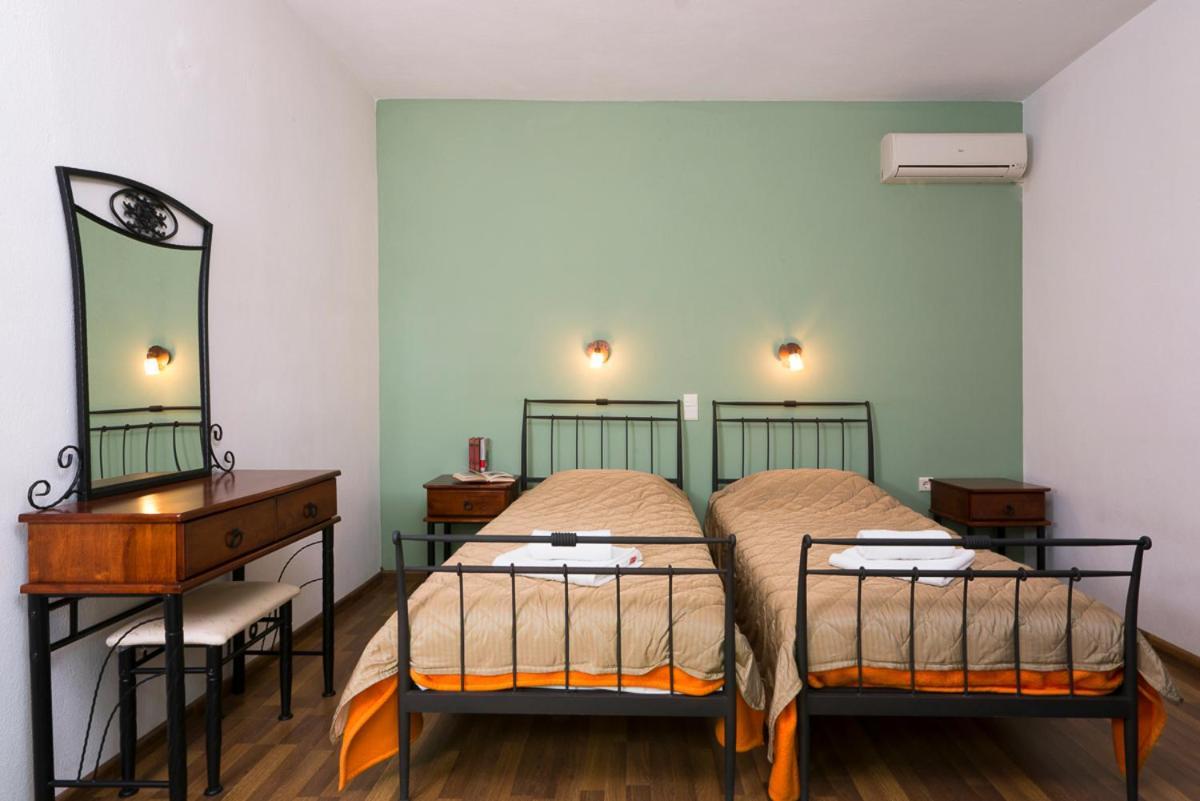 Menir Luxury Apartments พริโนส ภายนอก รูปภาพ