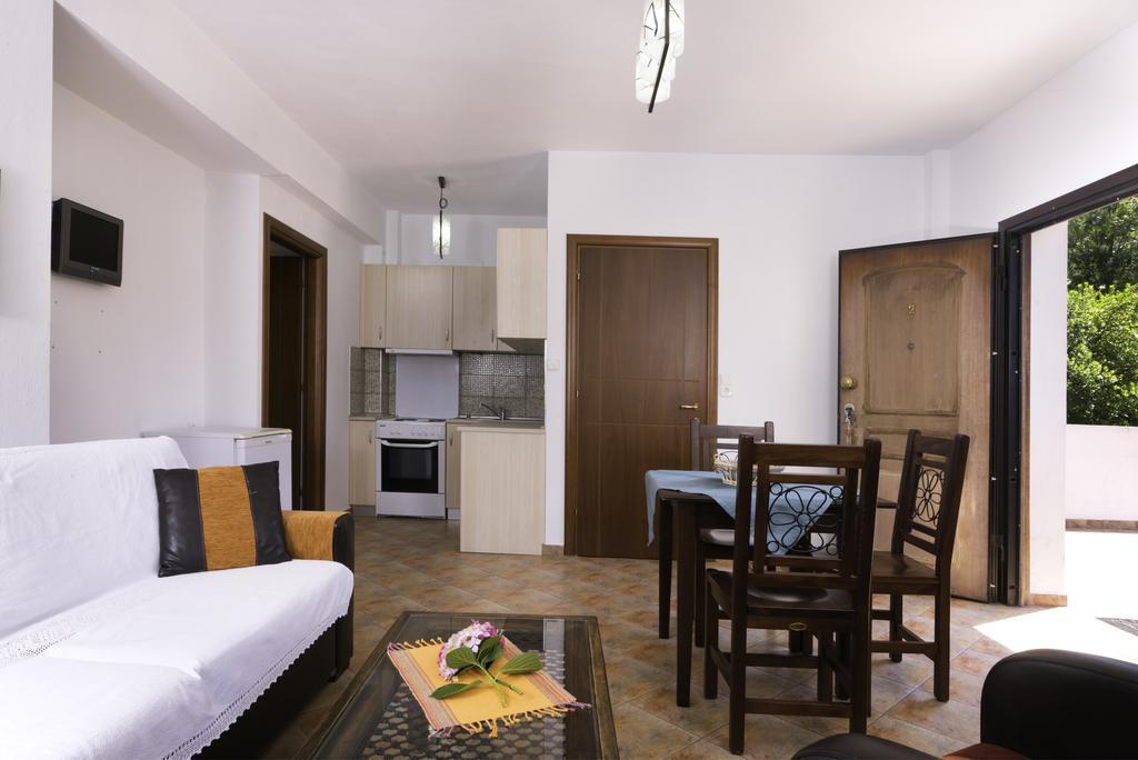 Menir Luxury Apartments พริโนส ภายนอก รูปภาพ